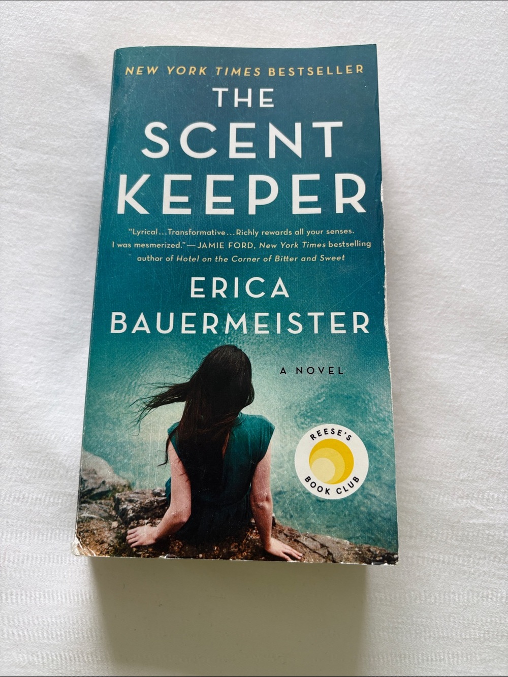 The Scent Keeper by Erica Bauermeister - Teal Cover Paperback